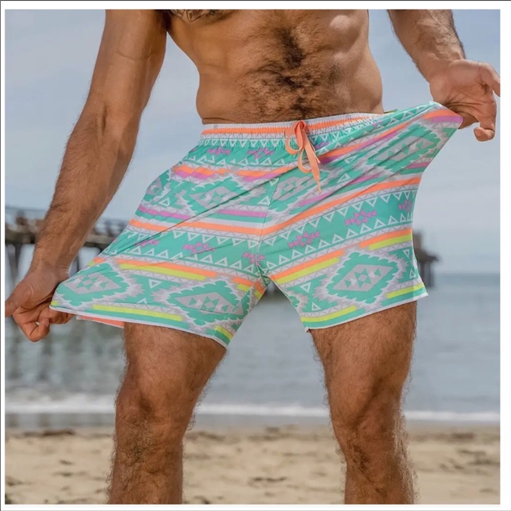 Chubbies Pastel Geometrical Southwestern Swim Shorts L